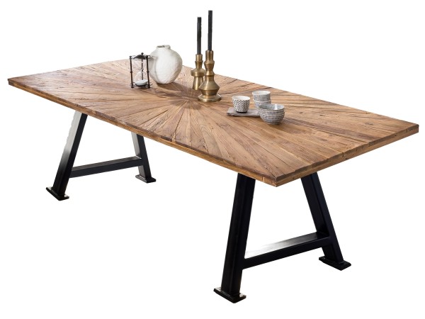 Tisch 160x90 cm TABLES & CO Platte recyceltes Teak, Gestell Metall