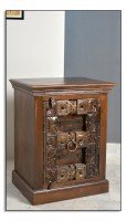 Nachttisch Kommode Almirah Altholz mit Eisenbeschlägen massiv Nachttisch Kommode Almirah Altholz mit Eisenbeschlägen massiv